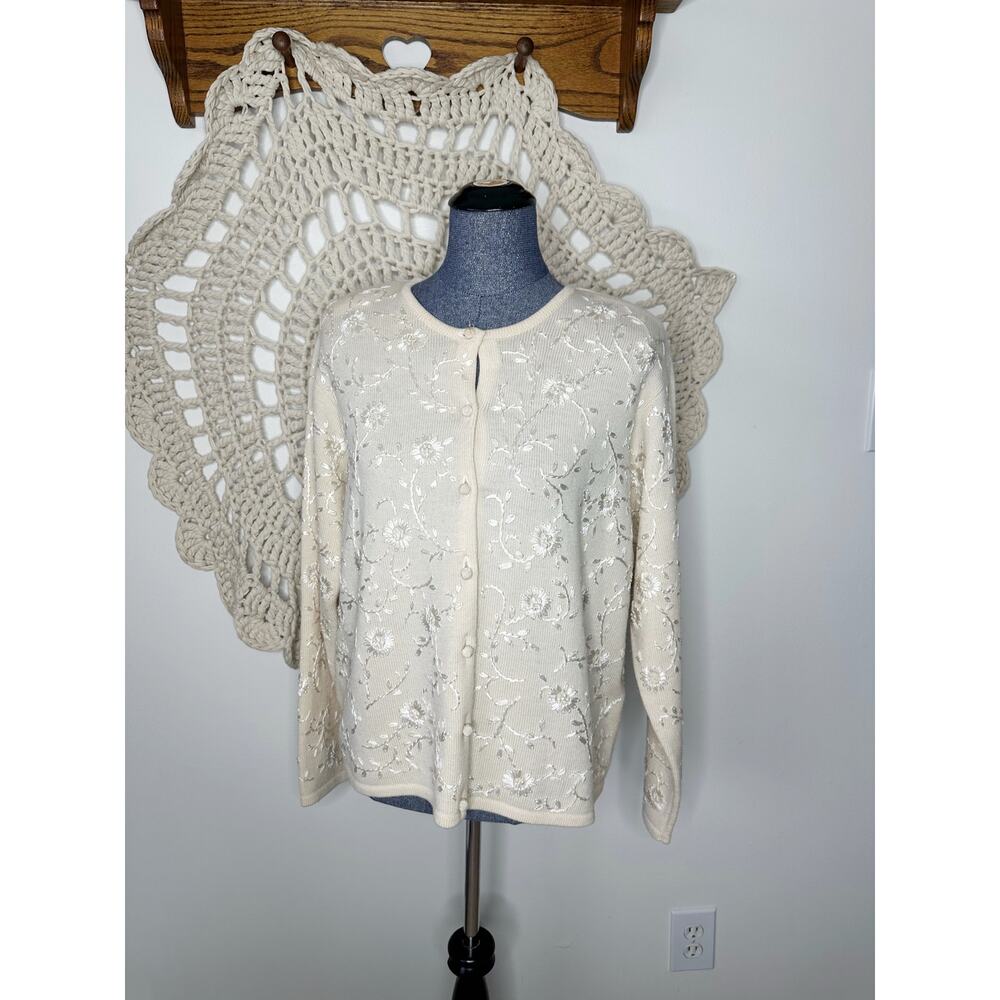 Vintage Merino Wool Embroidered Cream Button Front Cardigan Sweater Size Large